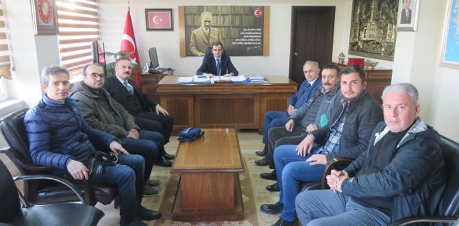 Samsun Rölöve ve Anıtlar Müdürü Ali SARIALİOĞLU ve Teknik Personel, İlçemiz Kaymakamı Sayın Ali GÜLDOĞAN’ı Makamında ziyaret etti.