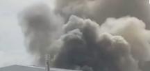 Amasya’nın Merzifon İlçesinde bir fabrikada yangın çıktı.